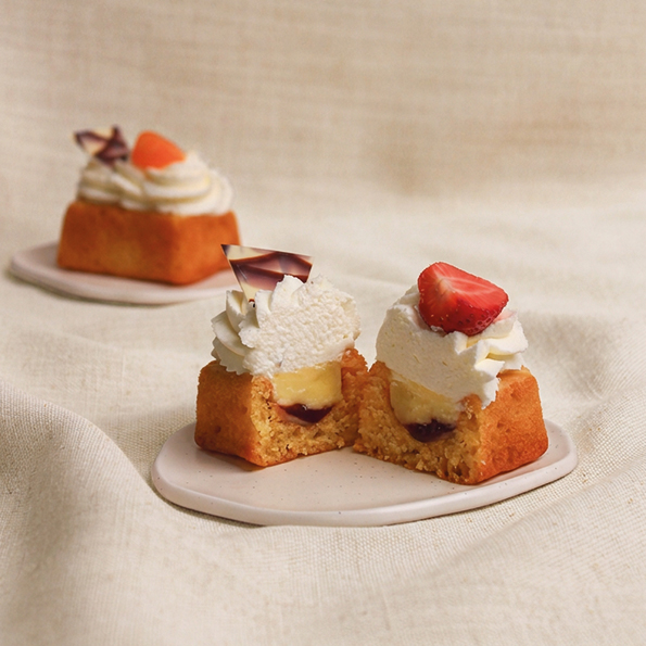 Mieny slagroomcake gebakje